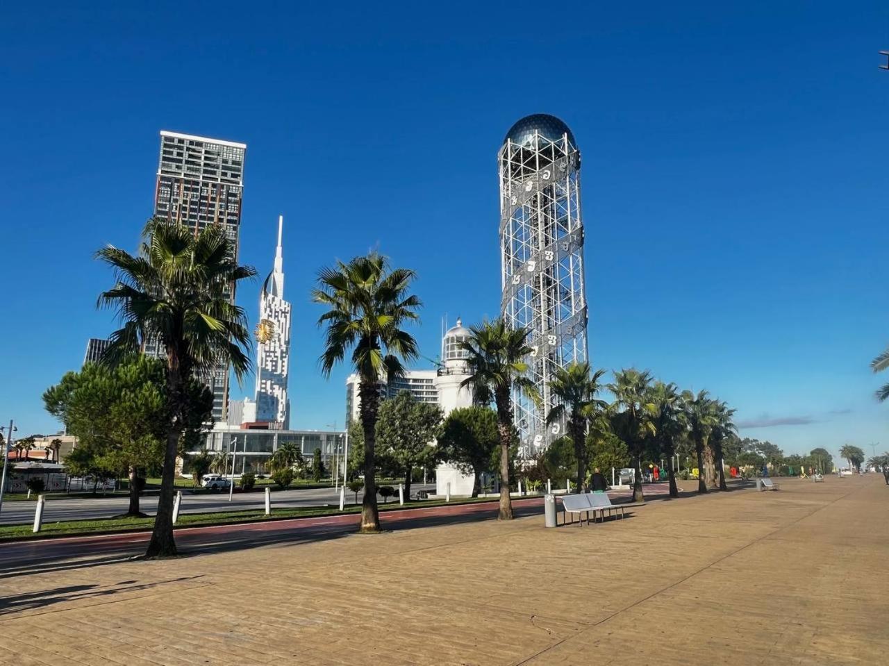 Apartments With Sea And Mountain Views, Portа Batumi Tower Exterior foto