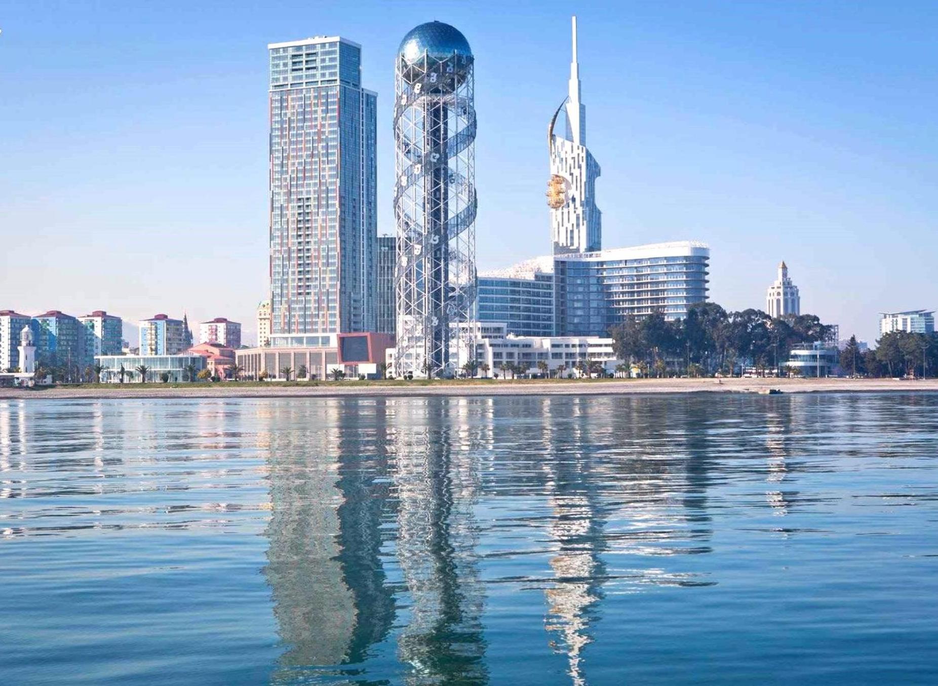 Apartments With Sea And Mountain Views, Portа Batumi Tower Exterior foto